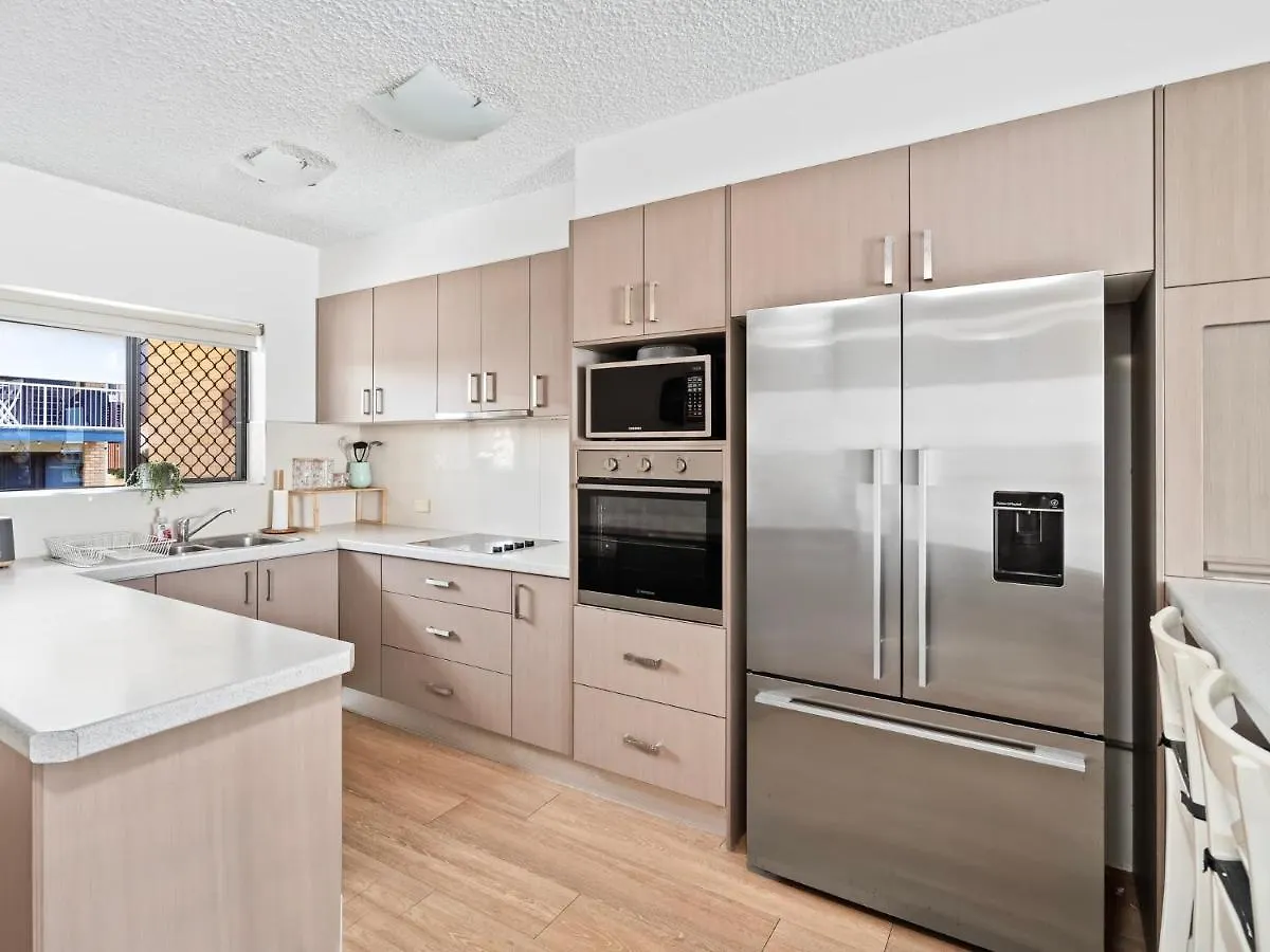 Pacific Breeze - Hosted By Burleigh Letting Apartment Gold Coast Australia